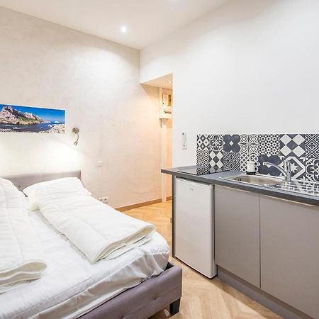Studio In The Heart Of Marseille - Vieux Port Apartment Luaran gambar