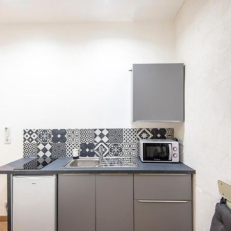 Studio In The Heart Of Marseille - Vieux Port Apartment Luaran gambar