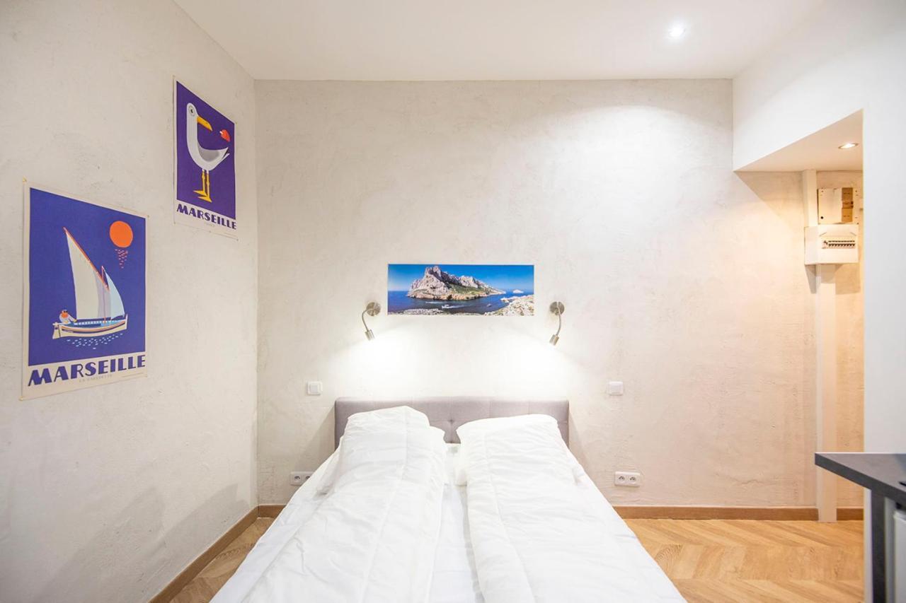 Studio In The Heart Of Marseille - Vieux Port Apartment Luaran gambar